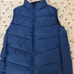 Mountain Hardwear Men's Deep Blue Vest